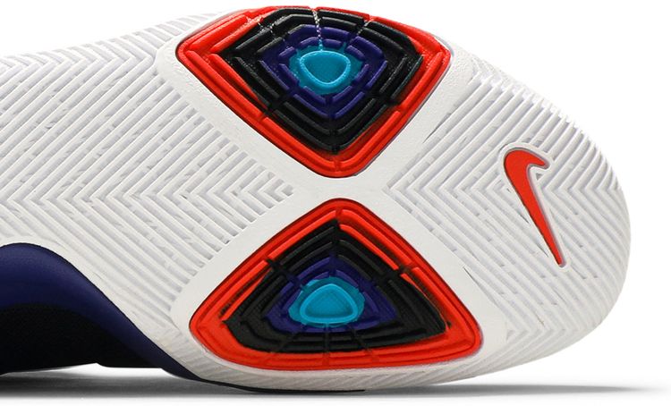 Nike Kyrie 3 Kyrache Light