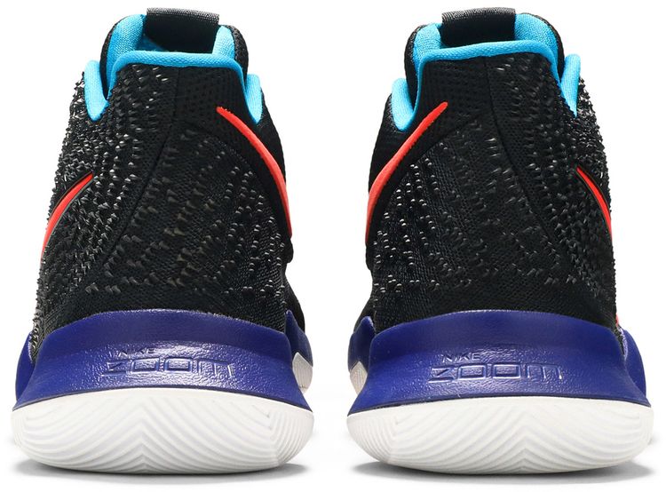 Nike Kyrie 3 Kyrache Light