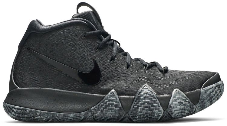 Nike Kyrie 4 Blackout