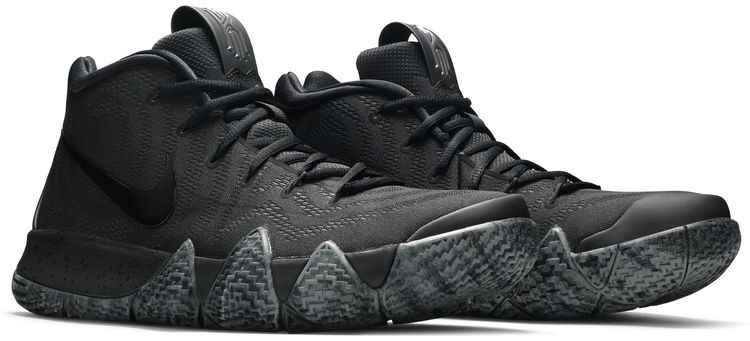 Nike Kyrie 4 Blackout