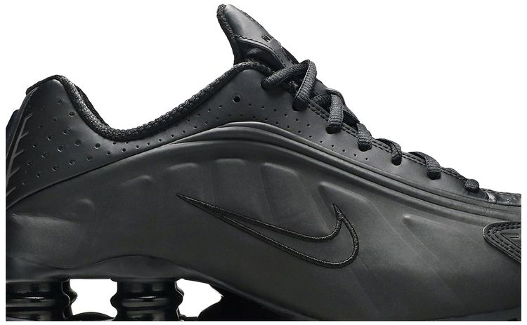 Nike Shox R4 Triple Black 2019