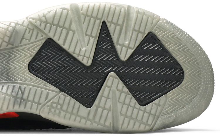 Air Jordan Mars 270 Low Bred