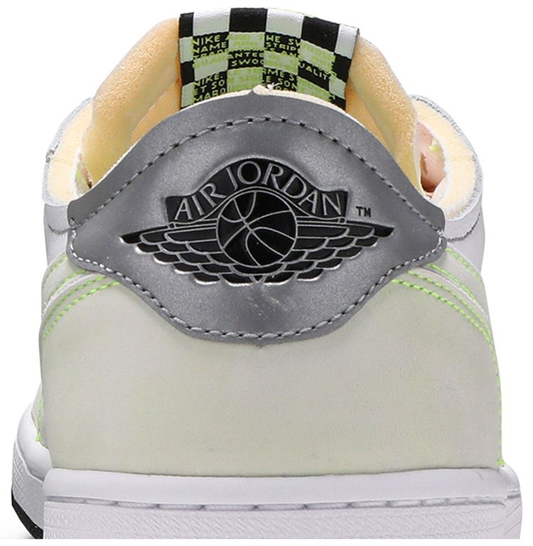 Air Jordan 1 Retro Low OG Ghost Green