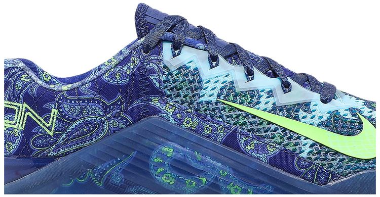 Metcon 6 AMP Paisley
