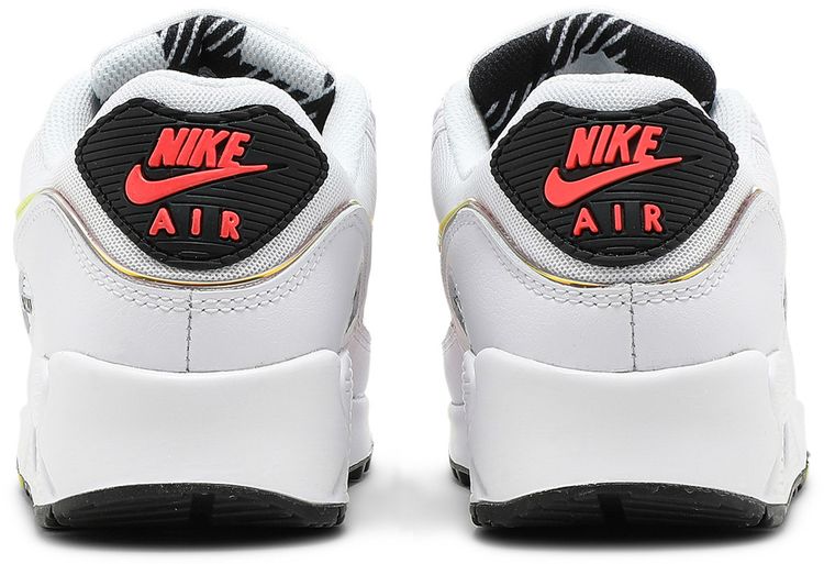 Nike Wmns Air Max 90 Fresh