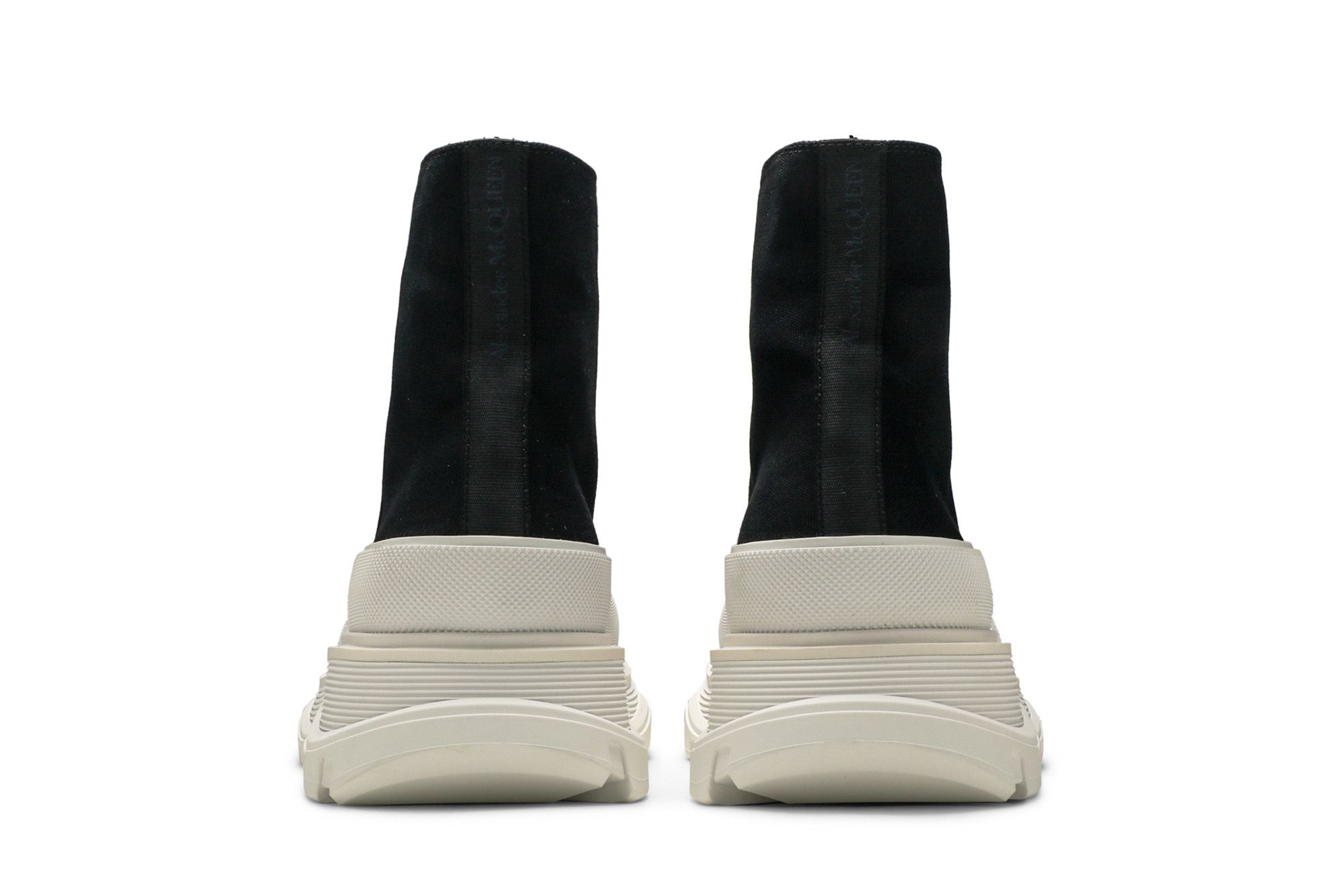 【alexander mcqueen】Tread Slick Boots / 604254 W4L32 1070 Buy Alexander McQueen Tread Slick Boots 'Black White