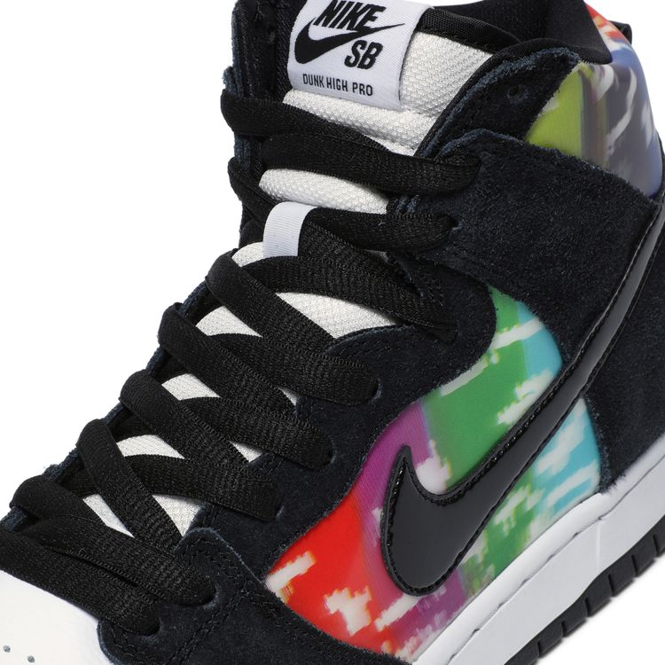 Dunk High SB TV Signal