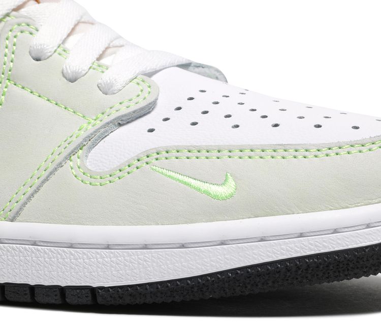 Air Jordan 1 Retro Low OG Ghost Green