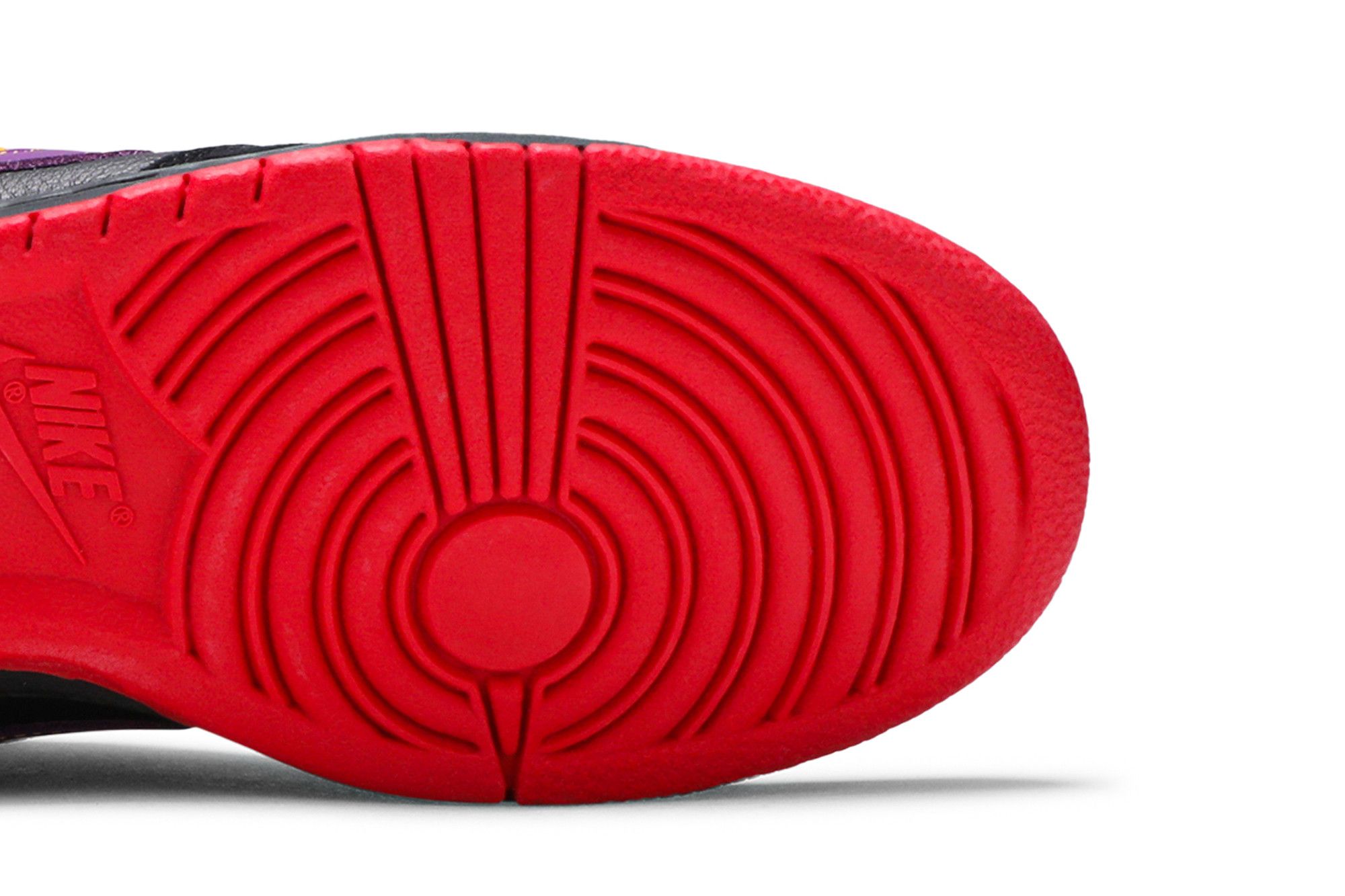 Buy Nike Dunk Low Pro SB 'Appetite For Destruction' - 304292 052