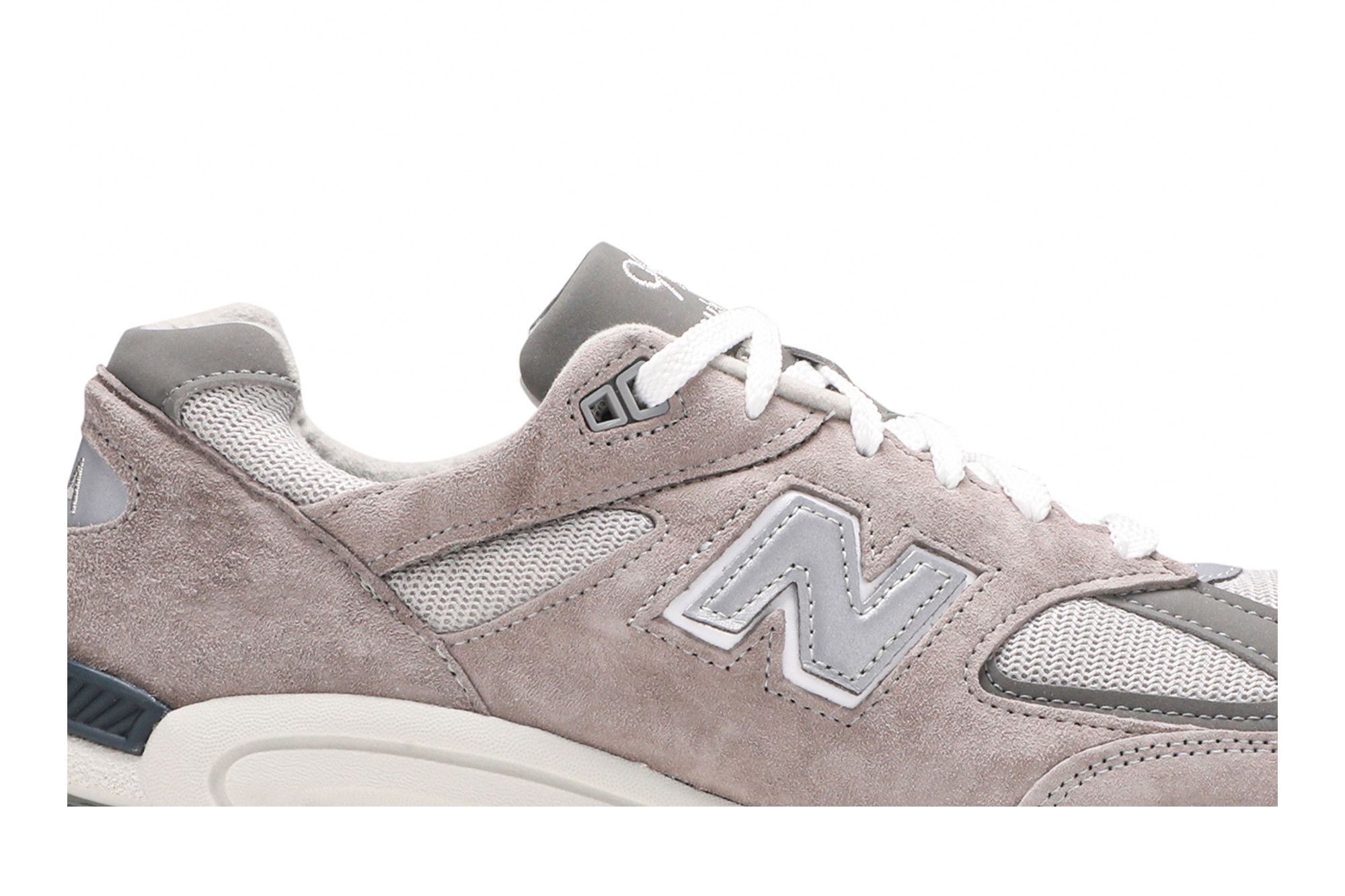 Buy Kith x 990v2 Made in USA 'Classics Collection' - M990GR2