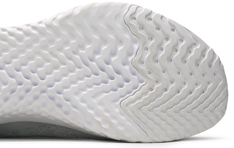 Nike Epic Phantom React Flyknit Wolf Grey