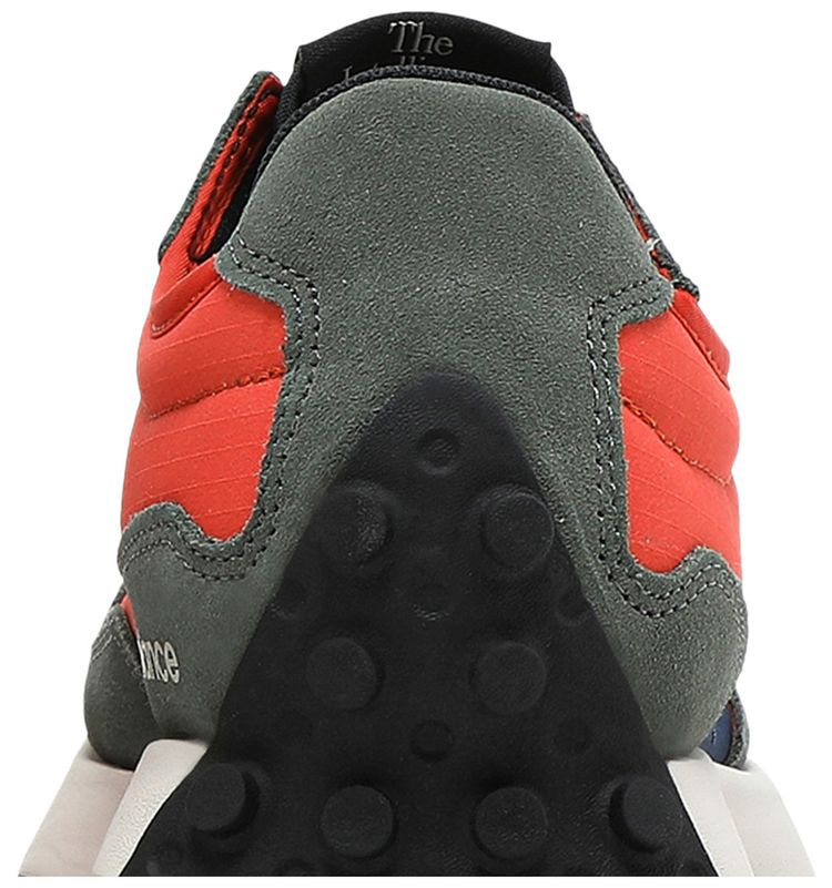 New Balance 327 Dark Blaze Natural Indigo