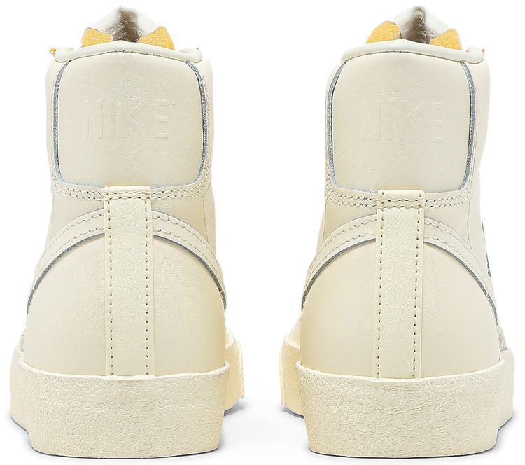 Nike Wmns Blazer Mid 77 Vintage Coconut Milk