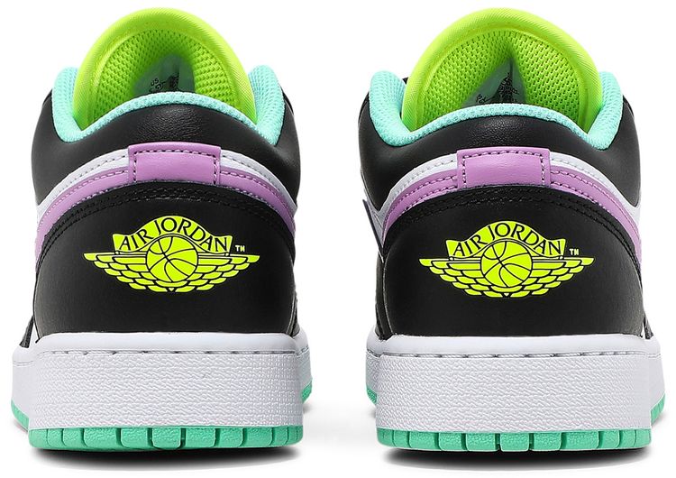 Air Jordan 1 Low GS White Violet Shock