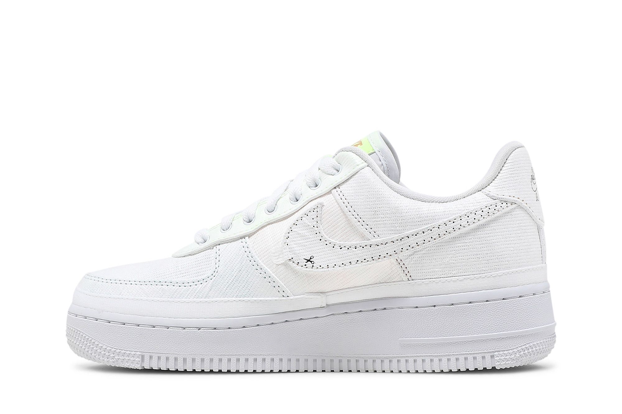 美品　NIKE AIR FORCE 1 NIKE 日本未発売 WMNS AF1 LXX “VANDALIZED SNAKESKIN” Sea