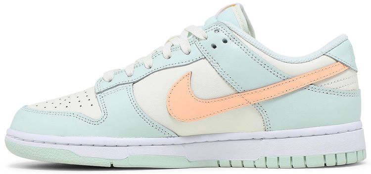 Wmns Dunk Low Barely Green