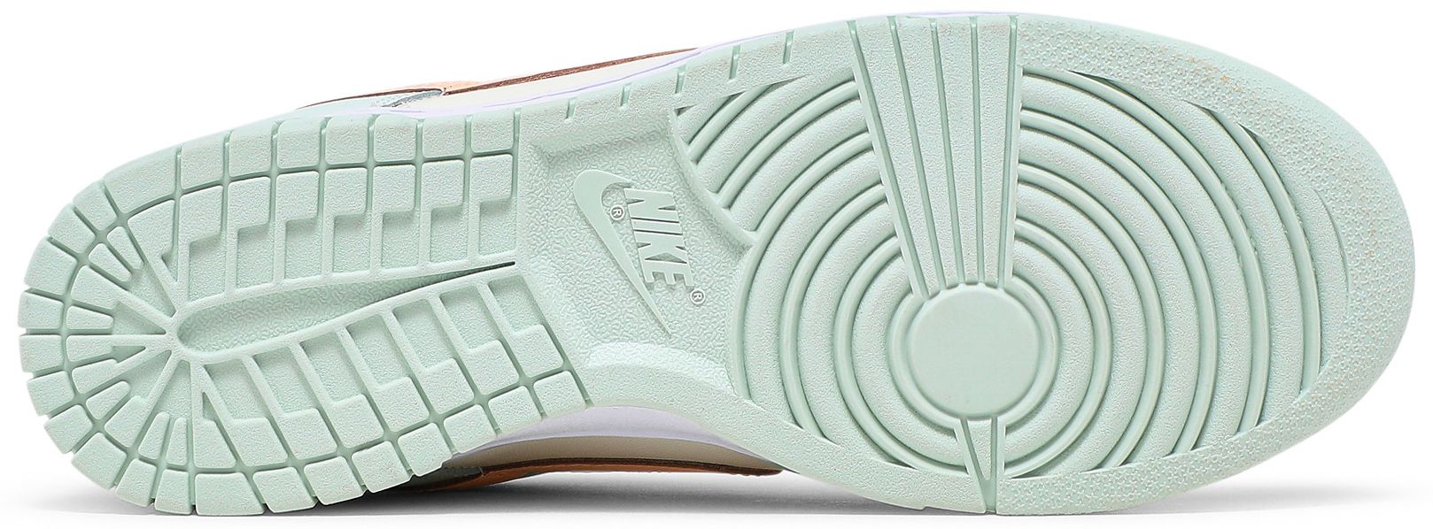 barely green women's dunk low