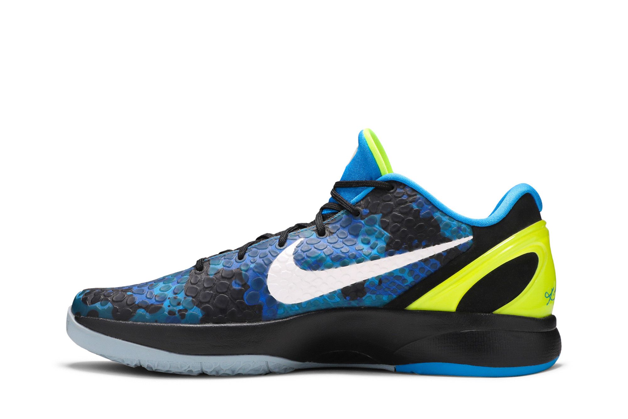 Kobe camo shoes deals