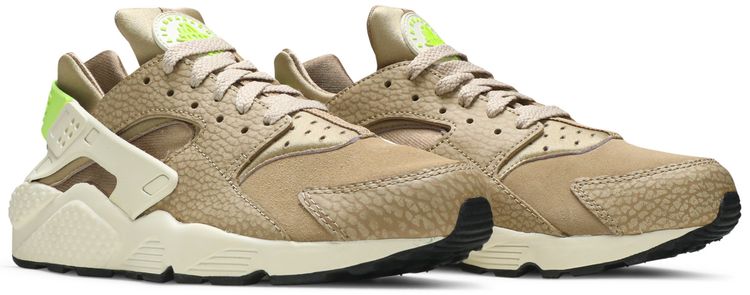 Nike Air Huarache Premium Desert Camo