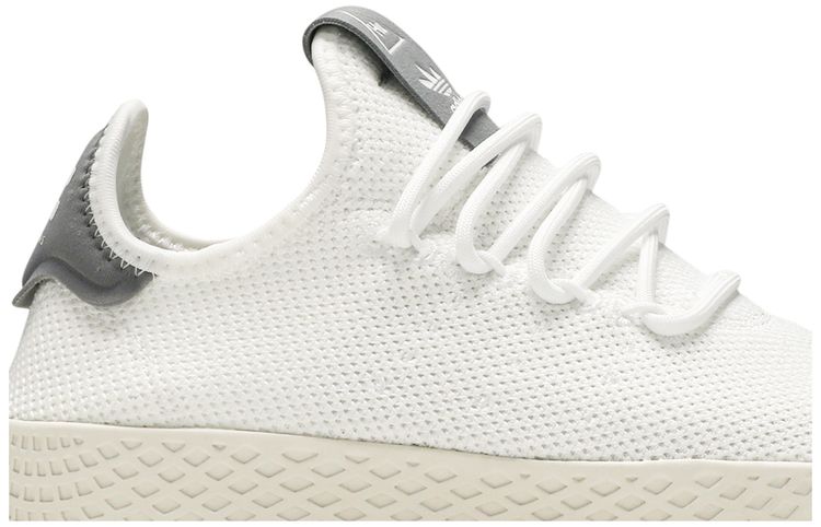 Pharrell x Tennis Hu Grey