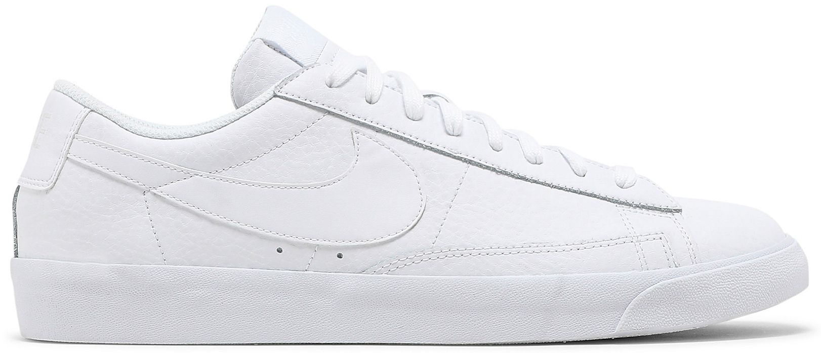 blazer low triple white