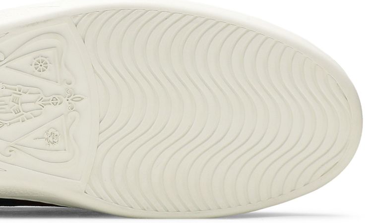 Gucci Ace Embroidered Tiger