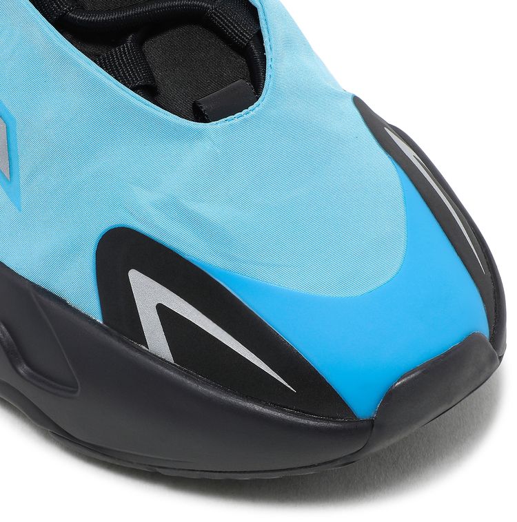 Yeezy Boost 700 MNVN Bright Cyan
