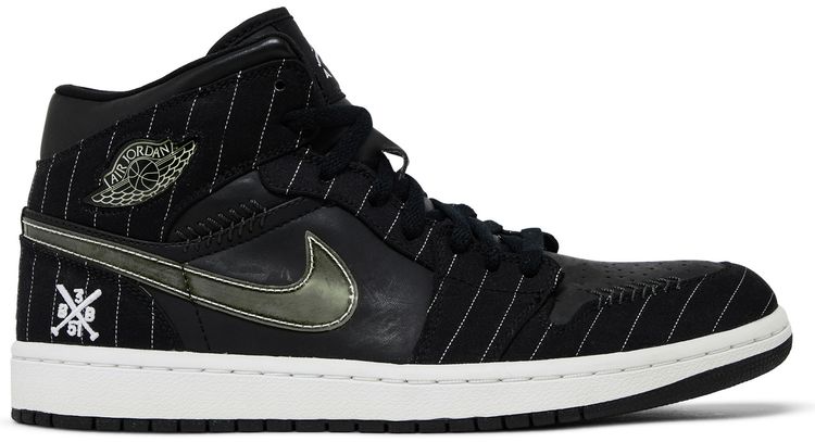 Air Jordan 1 Retro Barons   Away