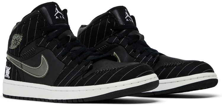 Air Jordan 1 Retro Barons   Away