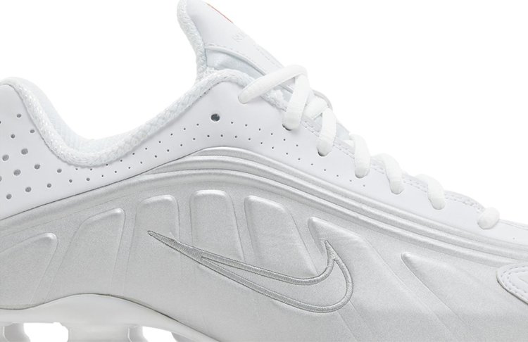 Wmns Shox R4 White Metallic