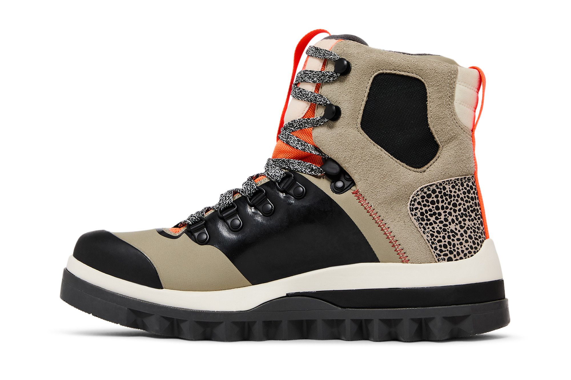 Buy Stella McCartney x Wmns Outdoor Eulampis 'Leopard Print