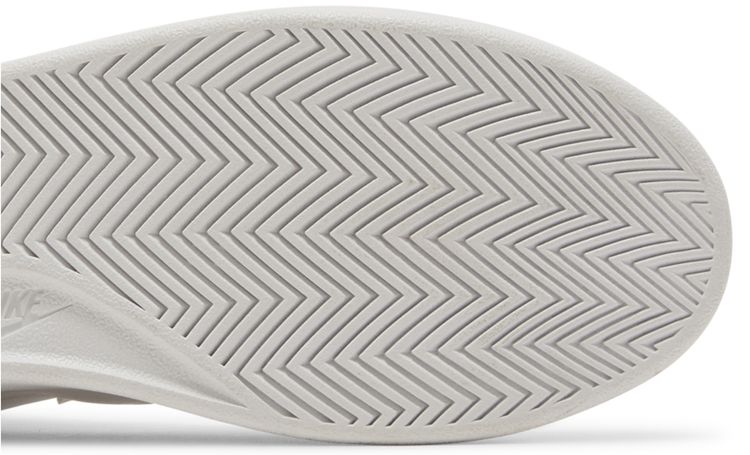 Nike Wmns Court Royale 2 Mid Triple White