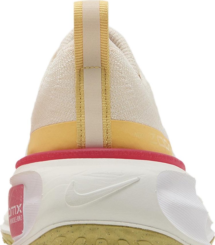 Wmns ZoomX Invincible 3 Light Cream Topaz