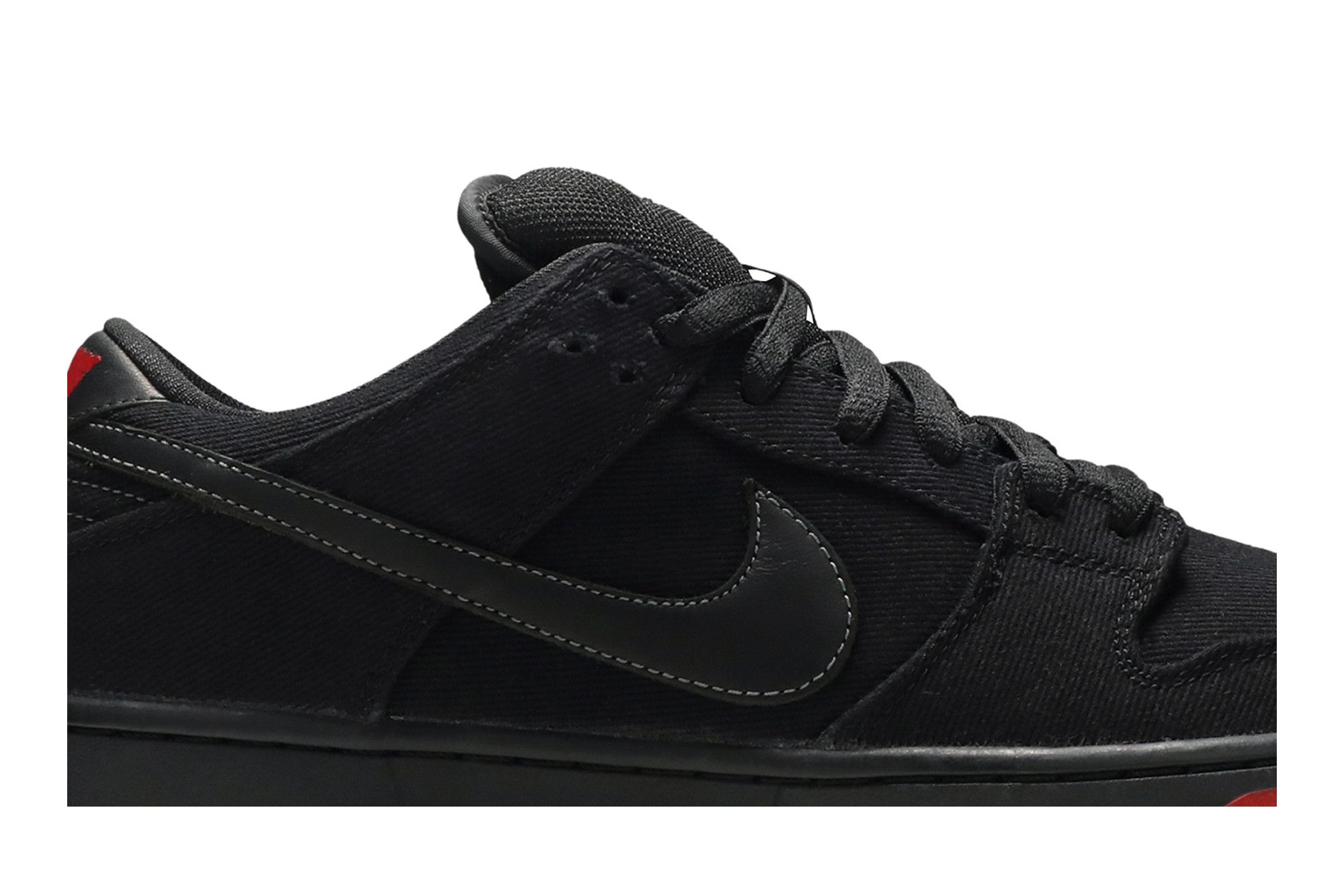 Nike dunks sb low black shop