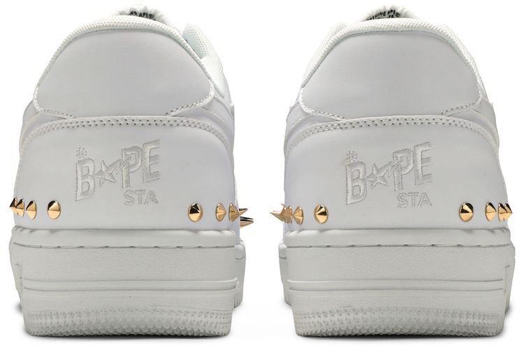 Bapesta Studded White