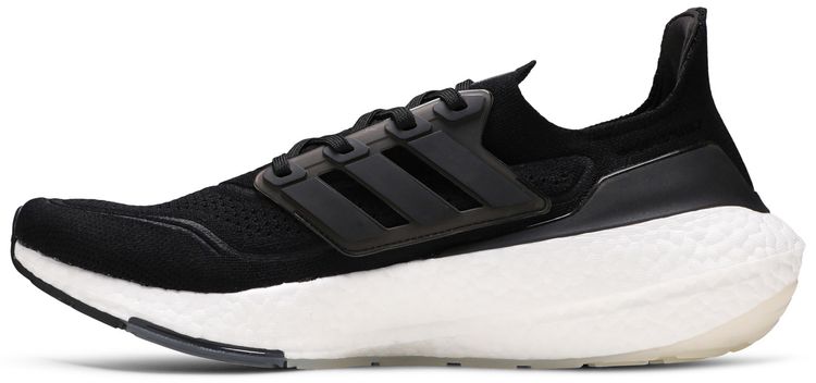 UltraBoost 21 Core Black