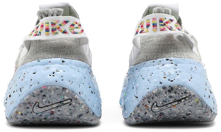 Nike Wmns Space Hippie 04 Photon Dust
