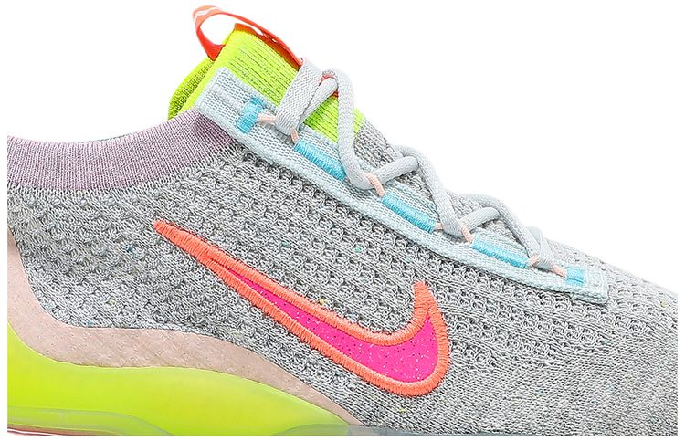 Wmns Air VaporMax 2021 Flyknit Neon