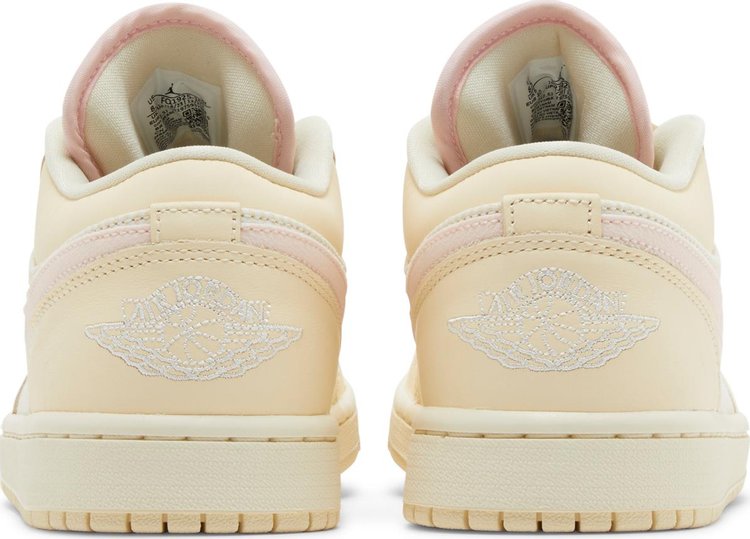 Wmns Air Jordan 1 Low SE Muslin Legend Pink