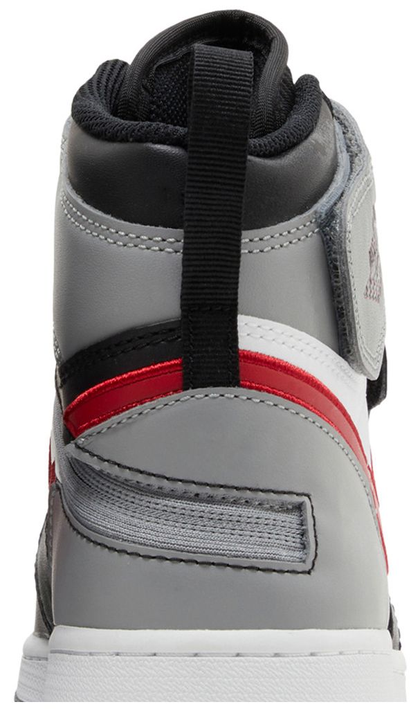 Air Jordan 1 High FlyEase GS Particle Grey