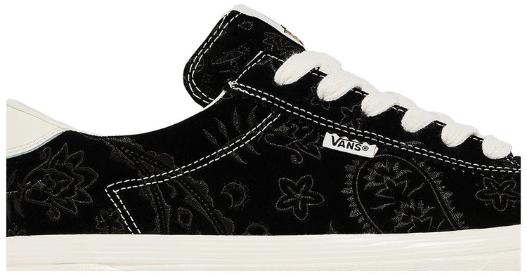 Anderson Paak x Sport DX Black Paisley