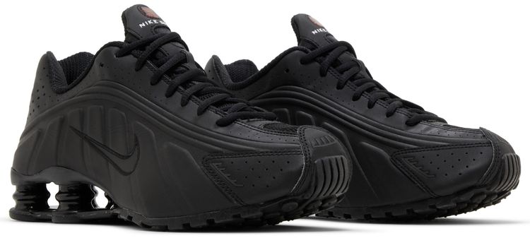 Wmns Shox R4 Black