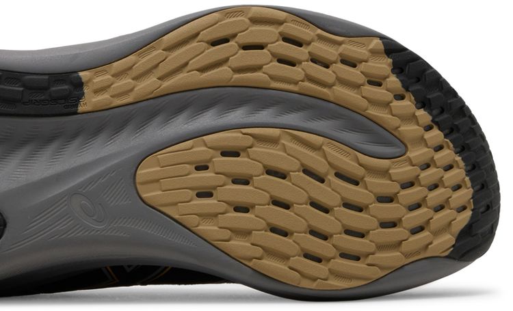 Asics Gel Nimbus 26 Platinum Black Champagne