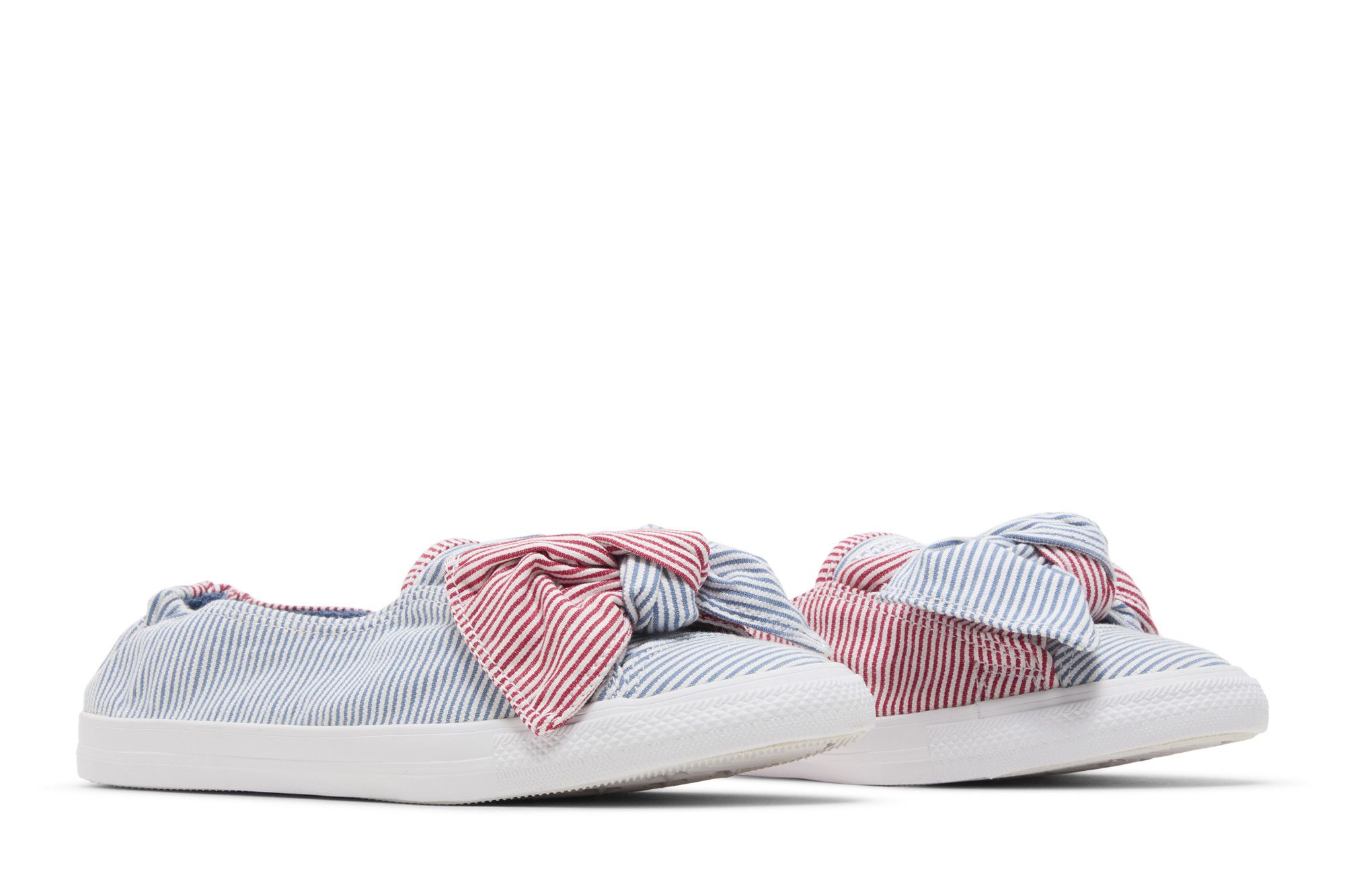 Size 8.0 Wmns Chuck Taylor All Star Knot Slip Bow Stripes