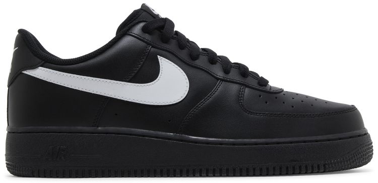 Nike Air Force 1 07 Black White