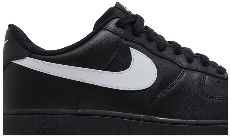 Nike Air Force 1 07 Black White