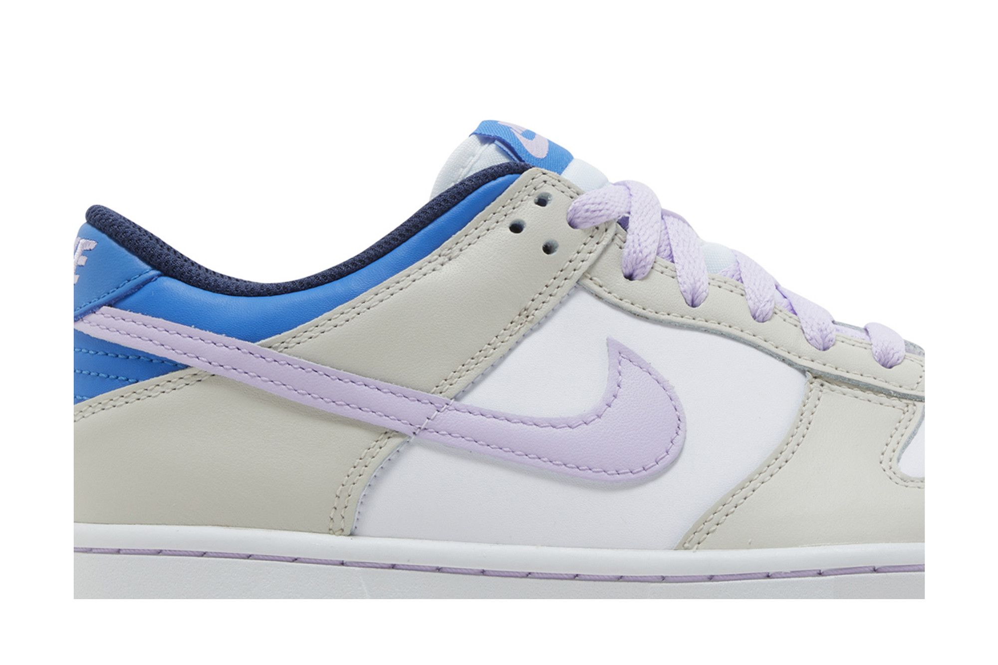 Size 3.5 Dunk Low GS 'Khaki Blue Pink'