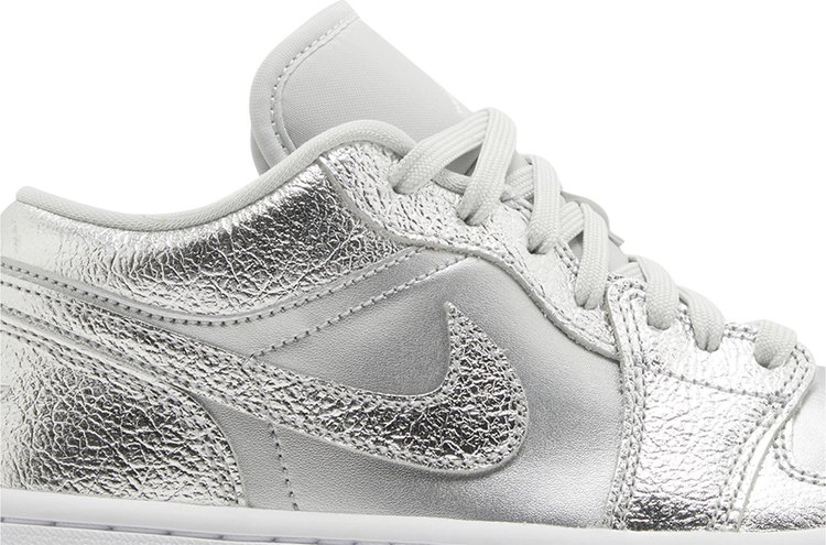 Wmns Air Jordan 1 Low SE Metallic Silver