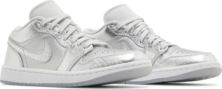 Wmns Air Jordan 1 Low SE Metallic Silver