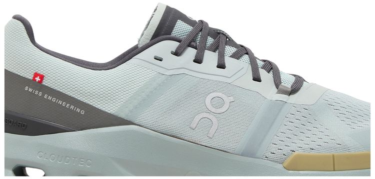 ON Cloudpulse Glacier Safari